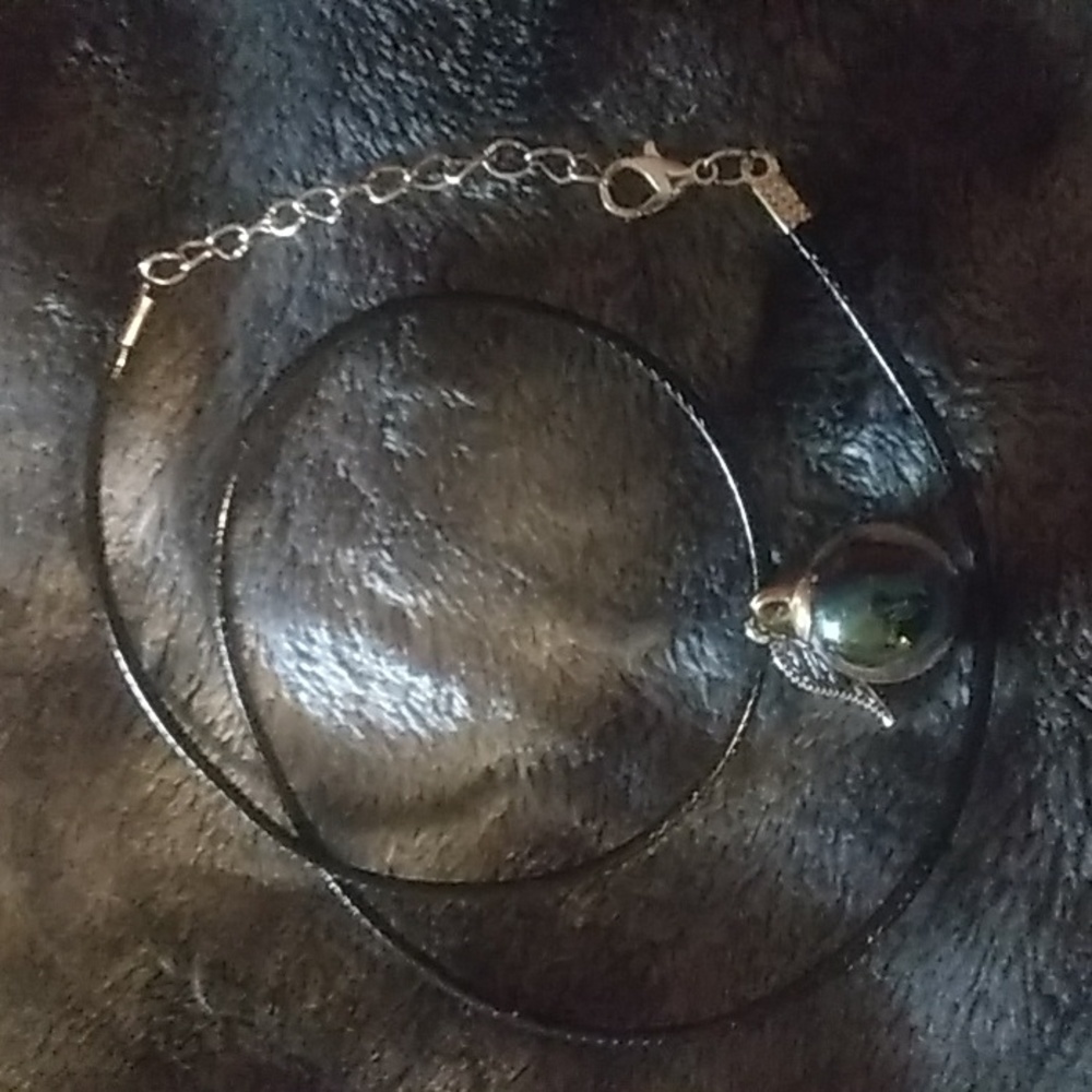 Necklace - Picture 3 of 3